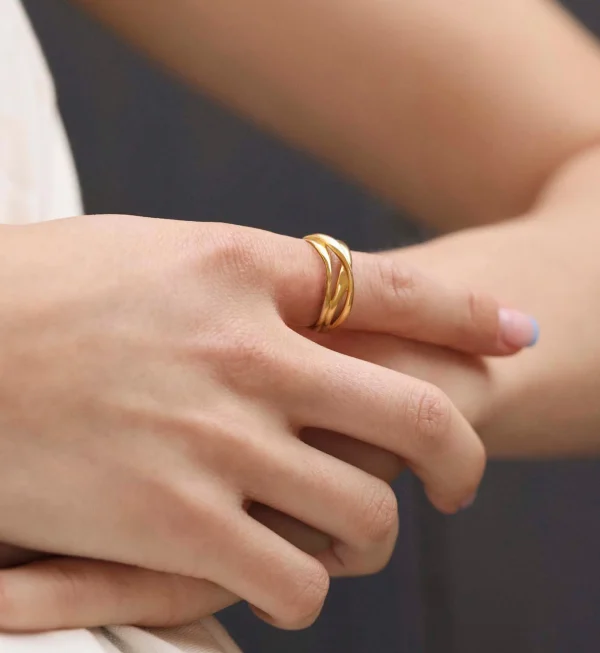 Nura Crossover Ring
